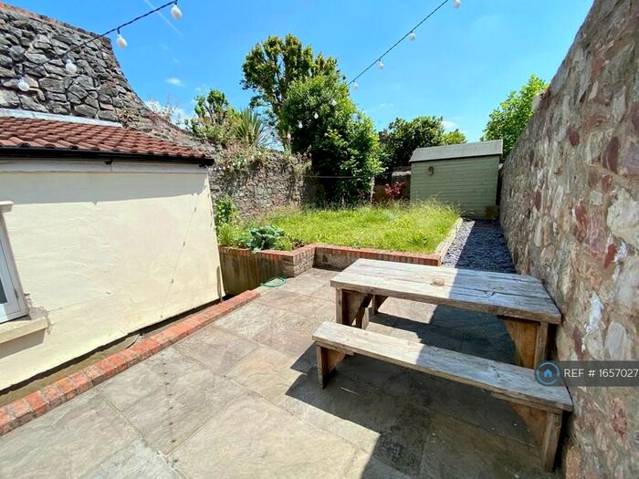 2 Bedroom Flat To Rent In Garden Maisonette, Bristol, BS6