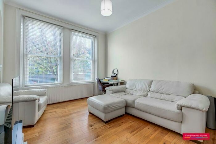 1 Bedroom Flat To Rent In Netherwood Road, London, W14