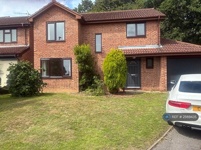 4 Bedroom Detached House To Rent In Pearl Close, Derby, DE21