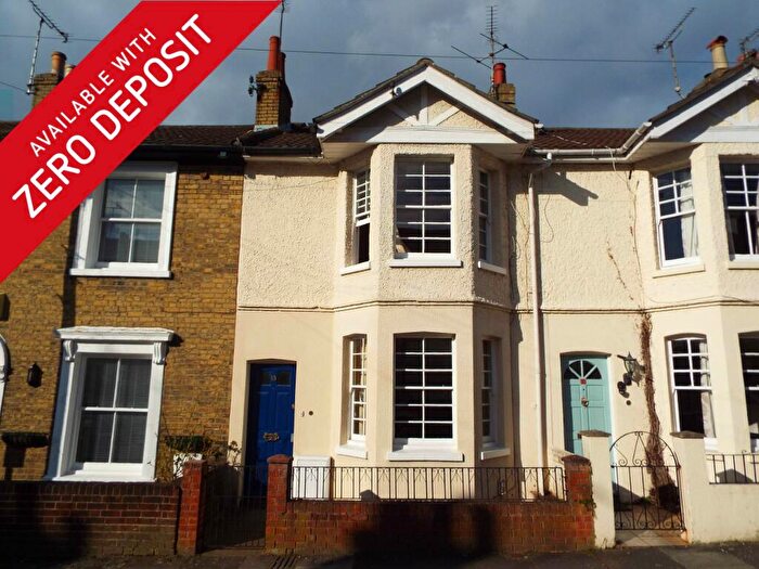 3 Bedroom House To Rent In Canton Street, Central, SO15