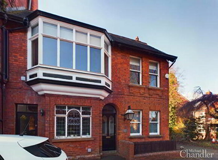 2 Bedroom Apartments For Sale In Apt, Moyallon Gardens, Belfast, BT7