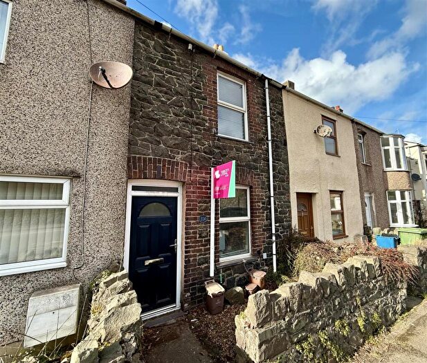 2 Bedroom House For Sale In Caernarfon Road, Bangor, LL57
