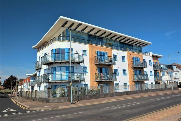 2 Bedroom Flat To Rent In Eastern Esplanade, Southend-On-Sea, SS1
