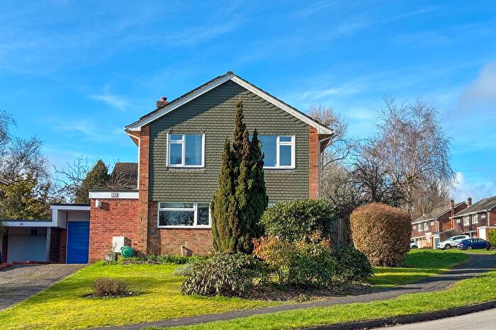 3 Bedroom Detached House For Sale In Buriton Road, Winchester, SO22