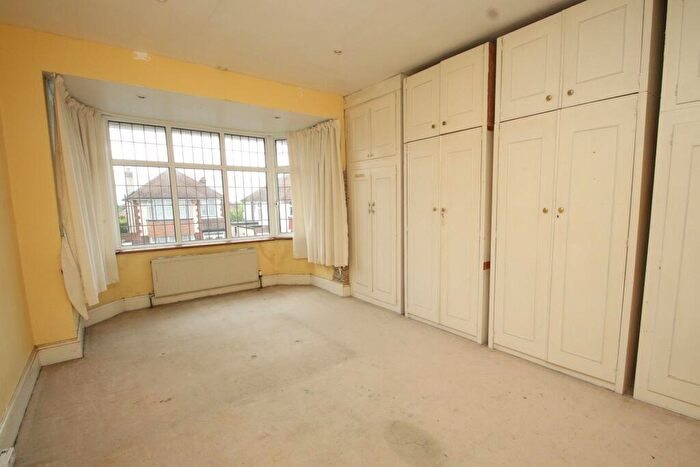 4 Bedroom Detached House For Sale In The Ridge, Orpington, BR6