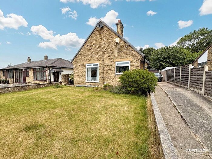 3 Bedroom Detached Bungalow For Sale In Stockhill Street, Dewsbury, WF13