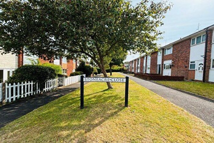 3 Bedroom Terraced House To Rent In Stoneacre Close, Gillingham, ME8