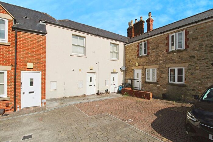 1 Bedroom Maisonette For Sale In Ermin Mews, Stratton St. Margaret, SN3