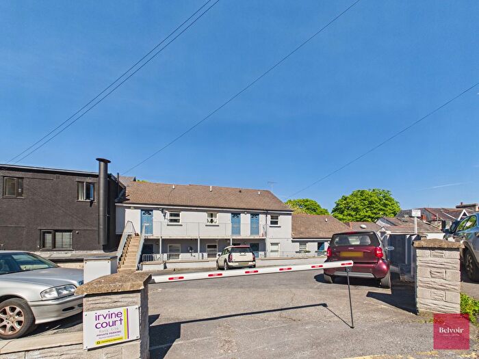 1 Bedroom Flat To Rent In Irvine Court, Mumbles, Swansea, SA3