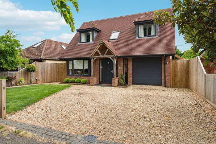 4 Bedroom Detached House For Sale In Milton Road, Sutton Courtenay, OX14