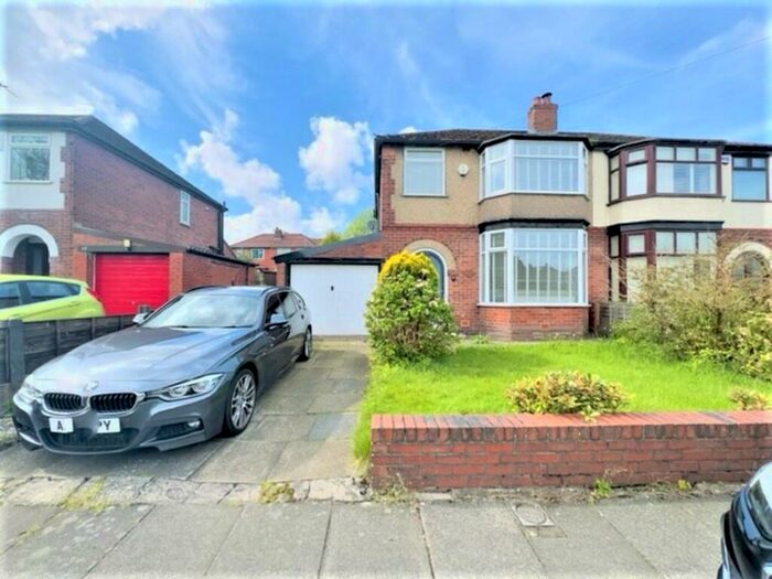 3 Bedroom Semi-Detached House To Rent In Jesmond Road, Smithills, Bolton, BL1
