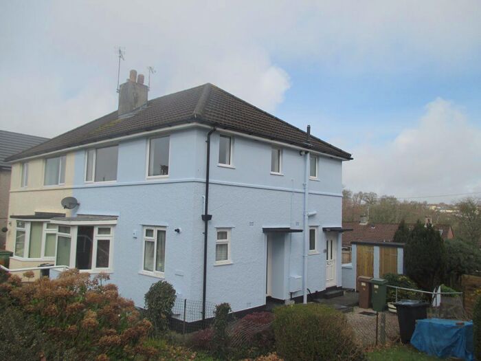 1 Bedroom Flat To Rent In Melrose Avenue, Plymouth, Devon, PL2