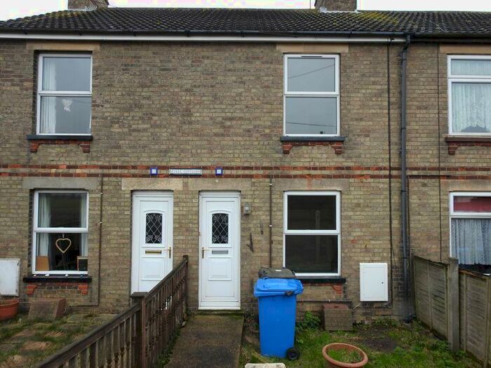 3 Bedroom Terraced House To Rent In London Road, Gisleham, NR33