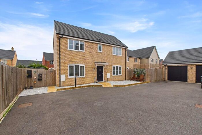 3 Bedroom Detached House For Sale In Barley Close, Crowland, Peterborough, Cambridgeshire, PE6