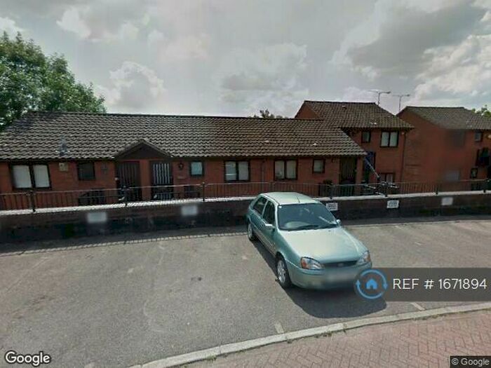 Studio To Rent In Wyatt Close, High Wycombe, HP13