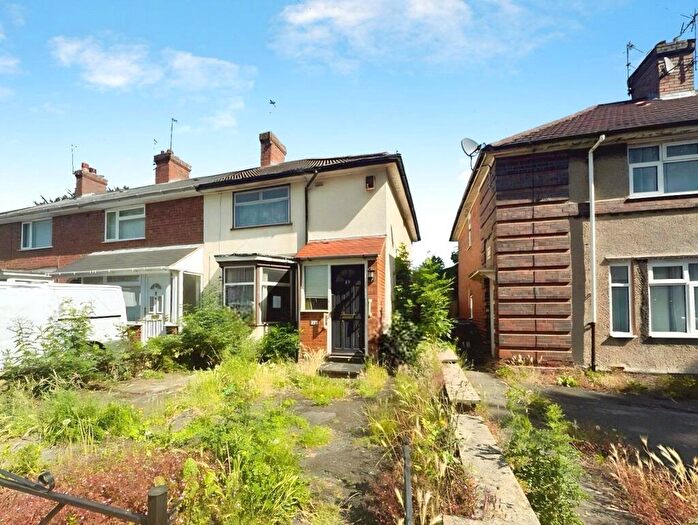 3 Bedroom End Of Terrace House For Sale In Gorleston Road, Birmingham, West Midlands, B14