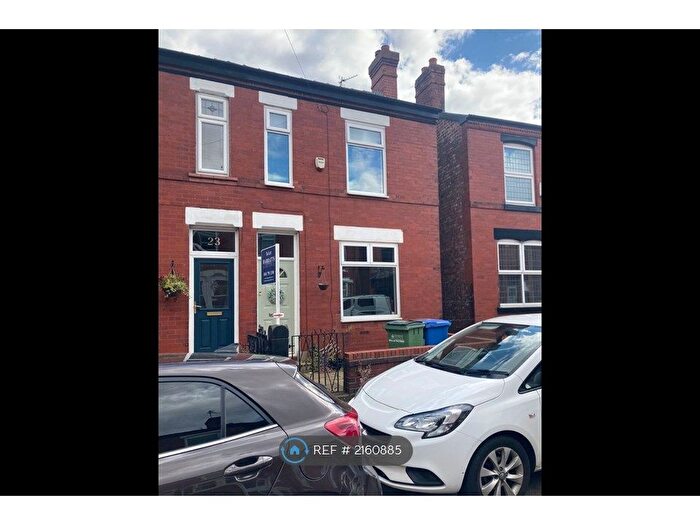 3 Bedroom Semi-Detached House To Rent In Winifred Road, Stockport, SK2