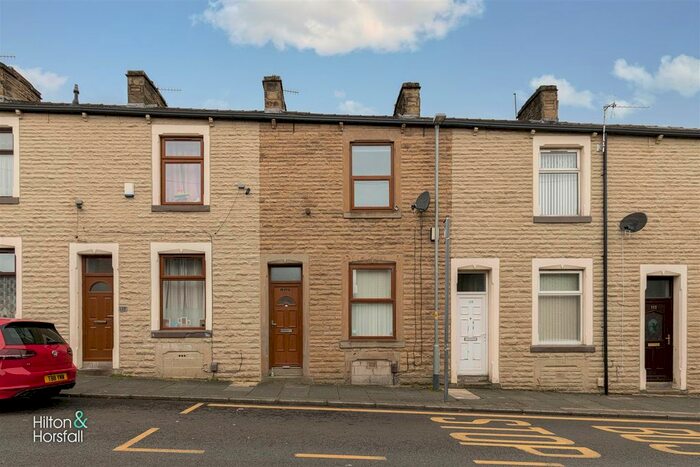 2 Bedroom Terraced House For Sale In Branch Road, Burnley, Lancashire, BB11