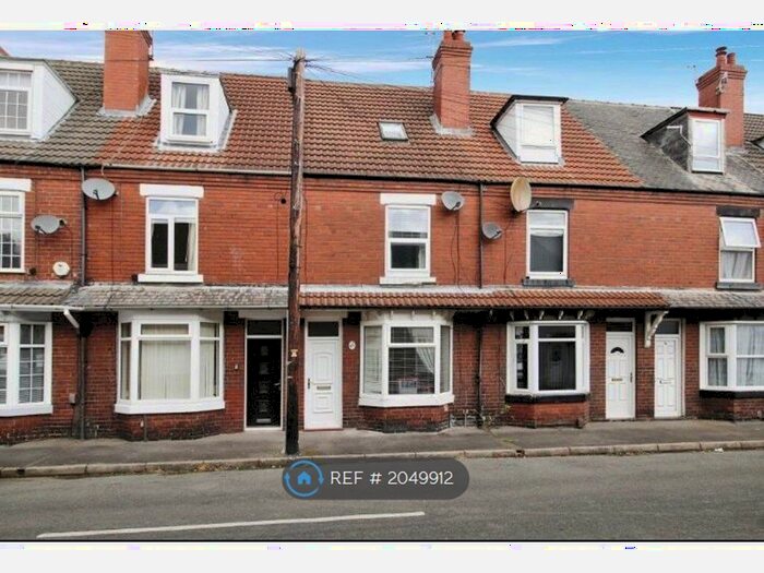 4 Bedroom Terraced House To Rent In Swan Street, Bentley, Doncaster, DN5