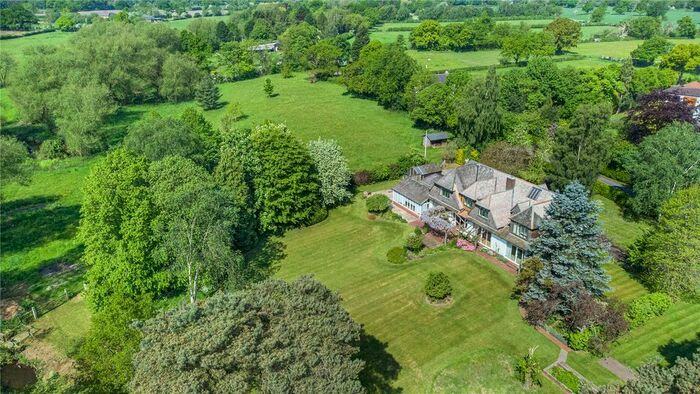 5 Bedroom Detached House For Sale In Trouthall Lane, Plumley, Knutsford, Cheshire, WA16