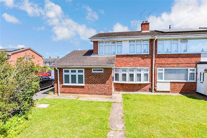 4 Bedroom Semi-Detached House For Sale In Valentines, Wickford, Essex, SS12