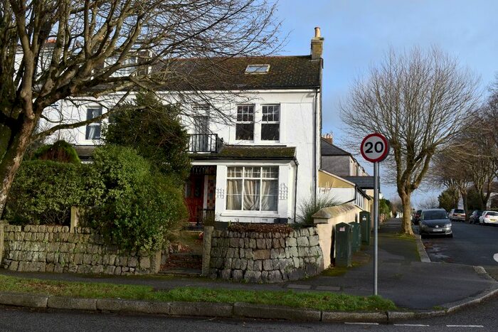 7 Bedroom End Of Terrace House To Rent In Western Terrace, Falmouth, TR11