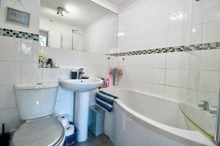 2 Bedroom Semi-Detached House For Sale In The Portlands, Eastbourne, BN23