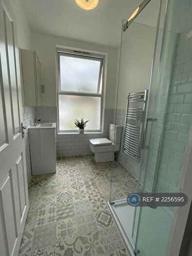 2 Bedroom Flat To Rent In Nicholson Road, Croydon, CR0