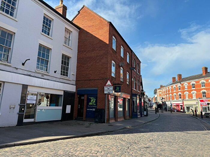 2 Bedroom Flat To Rent In Market Place, Uttoxeter, ST14