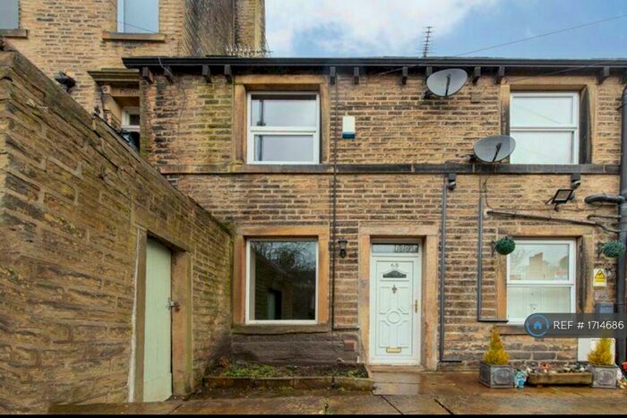 2 Bedroom Terraced House To Rent In Oldham Road, Ripponden, Sowerby Bridge, HX6