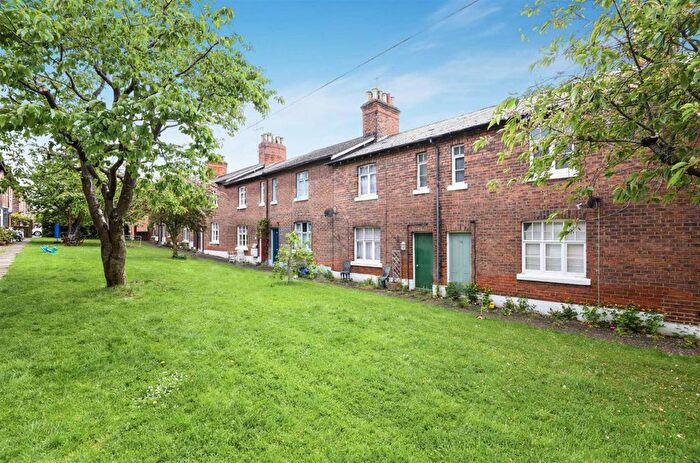 2 Bedroom Terraced House To Rent In Midland Terrace, Cricklewood, NW2