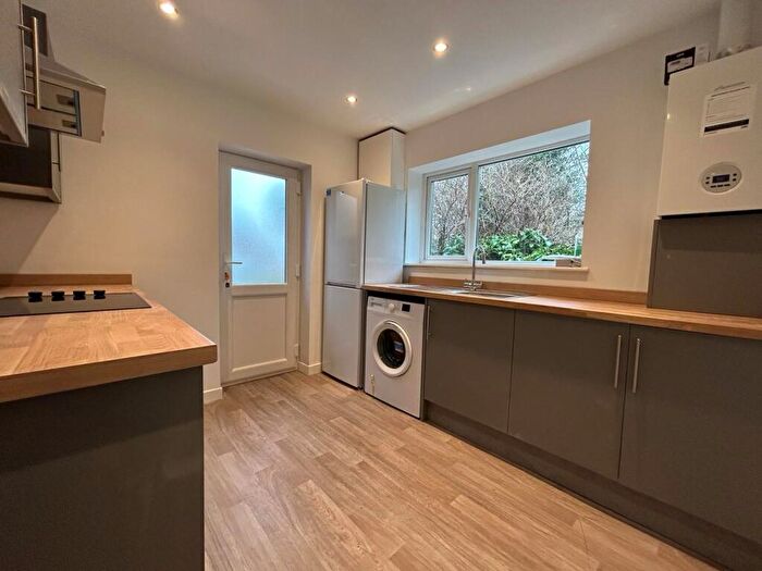 2 Bedroom Detached Bungalow To Rent In Sandringham Close, Hoylake., CH47