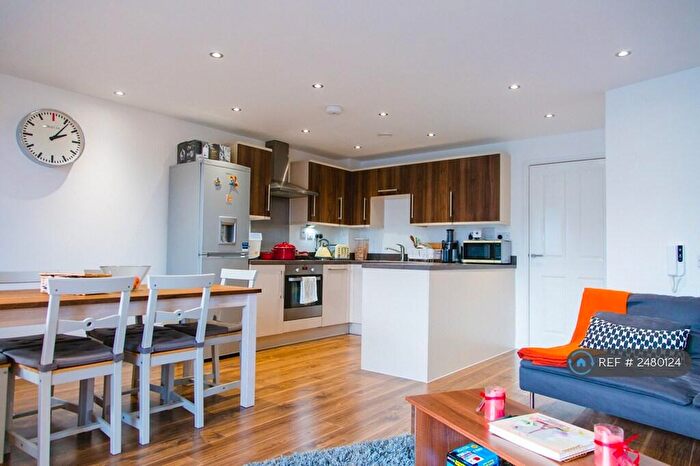 2 Bedroom Flat To Rent In Craven Park, London, NW10