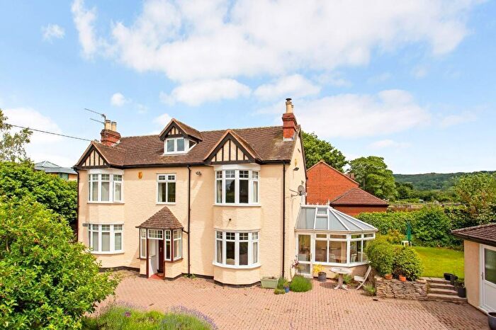 4 Bedroom Detached House To Rent In Blacksmith Lane, Cheltenham, GL52