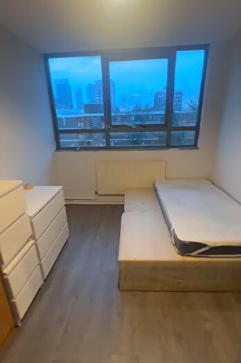 1 Bedroom Maisonette To Rent In St. John's Estate, London, N1