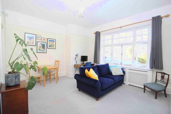 1 Bedroom Flat To Rent In Gwendolen Avenue, London, SW15