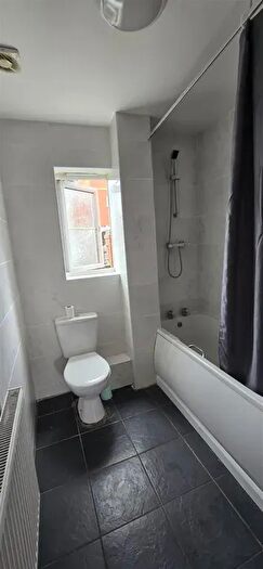 2 Bedroom Flat To Rent In Kinsey Road, Smethwick, B66