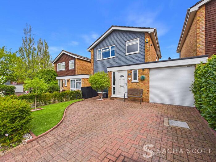 3 Bedroom Detached House For Sale In Poplar Drive, Banstead, SM7