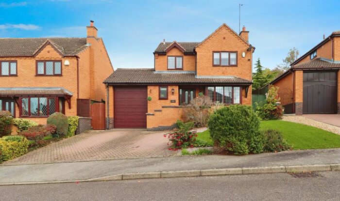 3 Bedroom Detached House For Sale In Dempsey Drive, Rothwell, Kettering, NN14