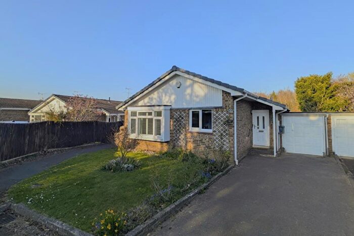 2 Bedroom Bungalow To Rent In Woking, Surrey, GU21