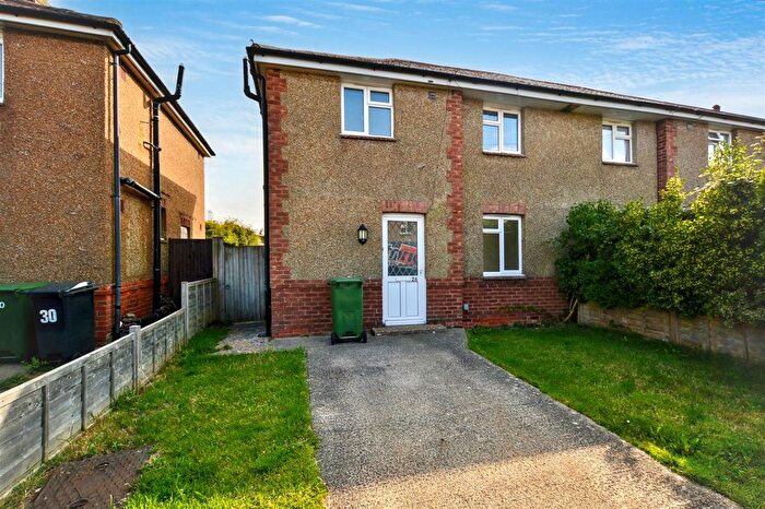 3 Bedroom Semi-Detached House To Rent In Manor Road, Hampden Park, BN22