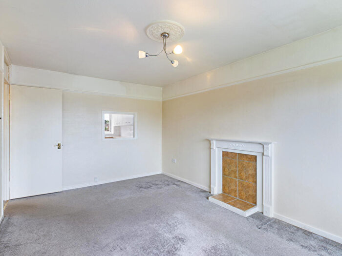 1 Bedroom Flat To Rent In Tasmania Close, Popley, Basingstoke, RG24