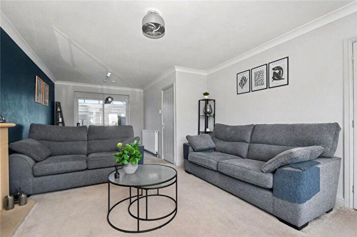 3 Bedroom Detached House For Sale In Lyndon Avenue, Garforth, Leeds, West Yorkshire, LS25