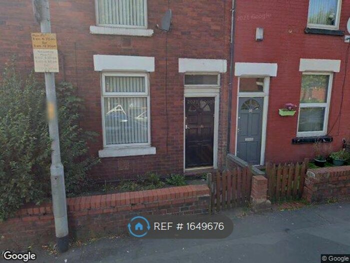 2 Bedroom Terraced House To Rent In Reddish Lane, Manchester, M18
