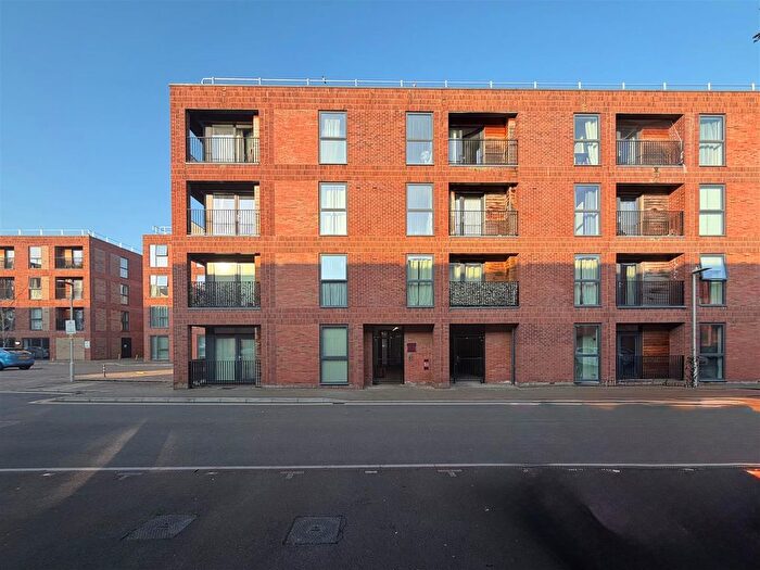 1 Bedroom Flat For Sale In Kiln Close, Gloucester, GL1