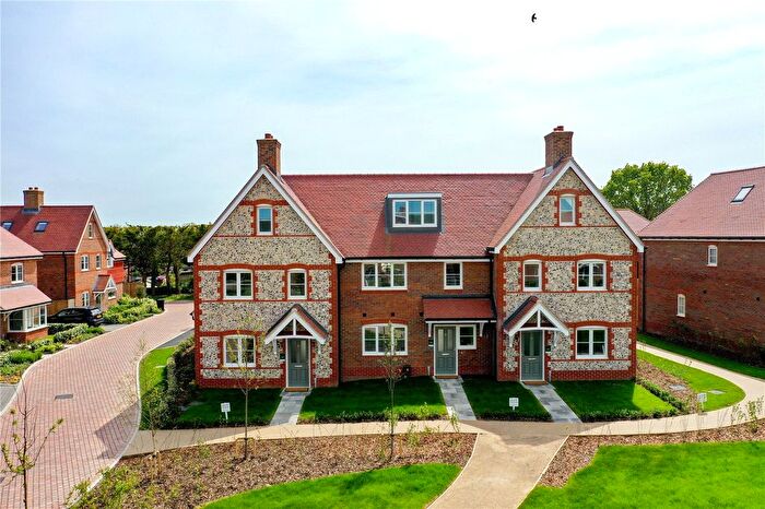 4 Bedroom End Terrace House For Sale In Bentwood Way, Lavant, Lavant, Chichester, West Sussex, PO18