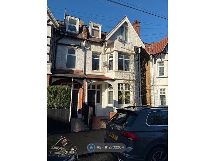 1 Bedroom Flat To Rent In Guilford Avenue, Surbiton, KT5