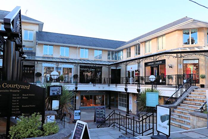 2 Bedroom Flat To Rent In The Courtyard, Montpellier Street, Cheltenham, GL50