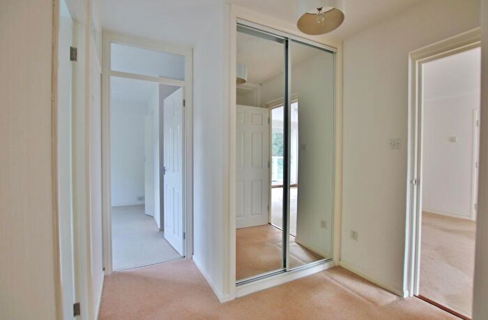 2 Bedroom Apartment To Rent In Cedar Court, Christchurch Road, Winchester, Hampshire, SO23