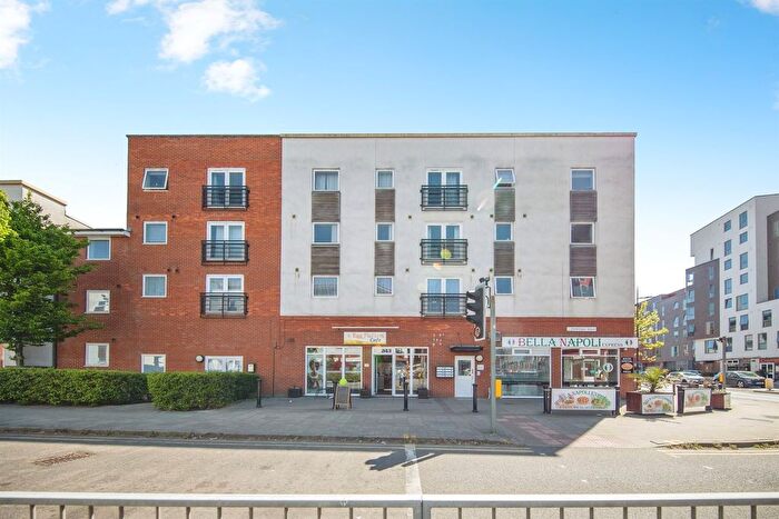 2 Bedroom Flat For Sale In Pownall Road, Ipswich, IP3